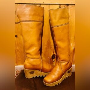 Rare Vintage Rosita Leather 16” Campus wedge Boots